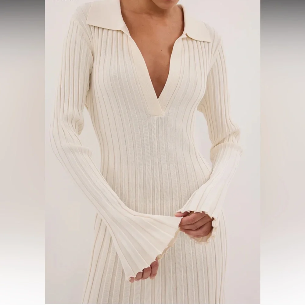 Dissh Hal Long Sleeve Knit Midi dress - Picture 5 of 14
